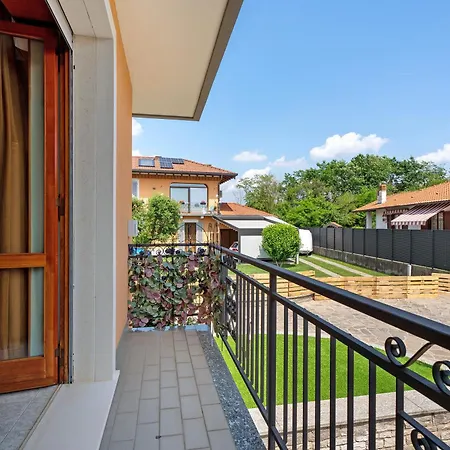 La Casa Dei Girasoli-lago Maggiore Ferienhaus *