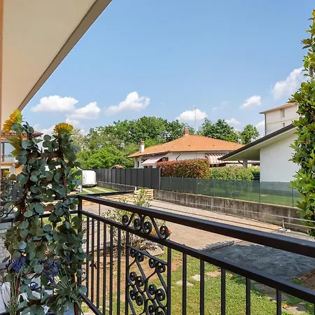 La Casa Dei Girasoli-lago Maggiore Ferienhaus