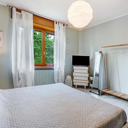 La Casa Dei Girasoli-lago Maggiore Ferienhaus *