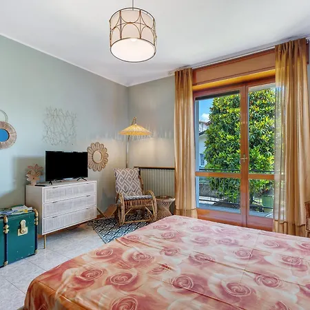 La Casa Dei Girasoli-lago Maggiore Nyaraló Castelletto sopra Ticino