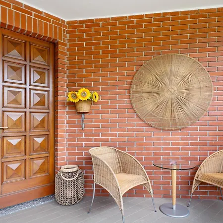 La Casa Dei Girasoli-lago Maggiore Ferienhaus *