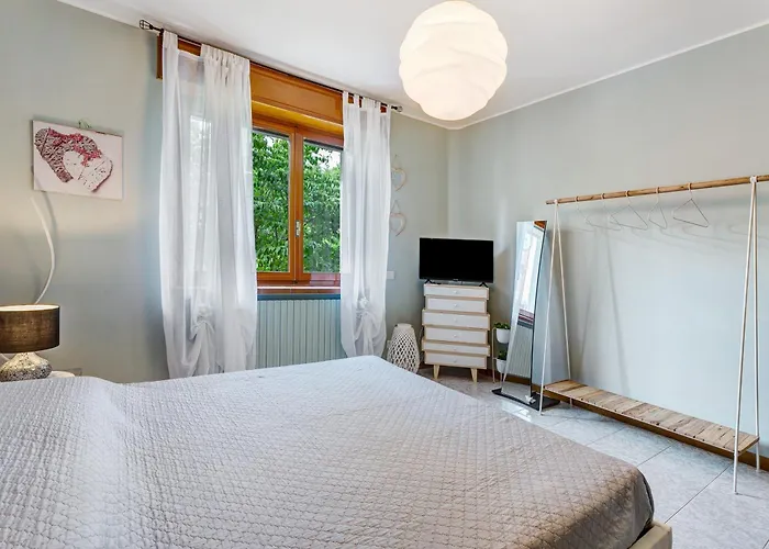 La Casa Dei Girasoli-lago Maggiore Ferienhaus *