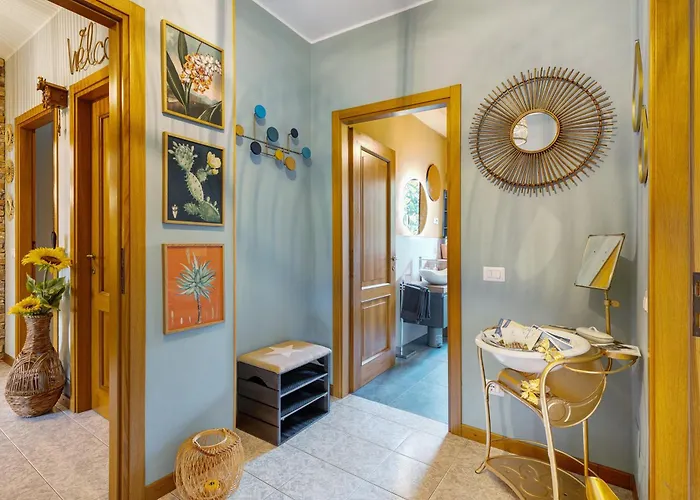 Casa de Férias La Casa Dei Girasoli-lago Maggiore